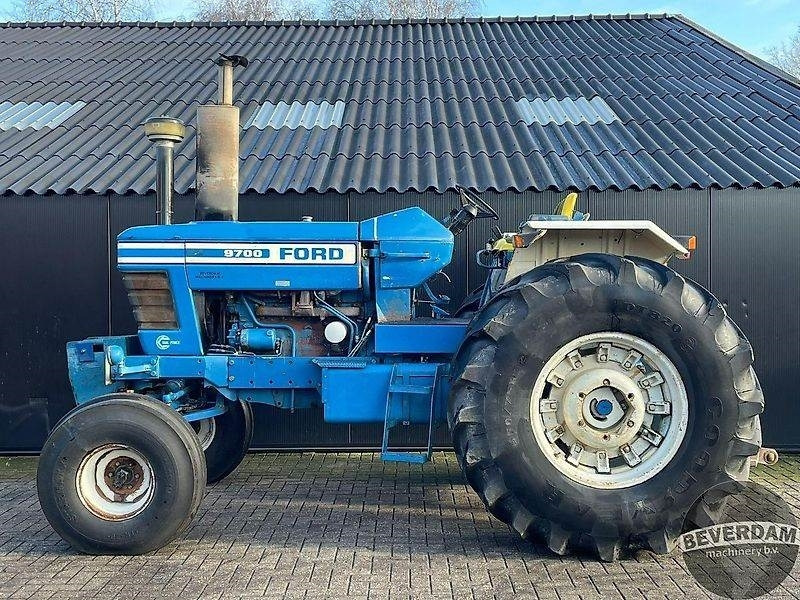 Ford 9700 - Traktor: obrázek 5 Ford 9700 - Traktor: obrázek 5