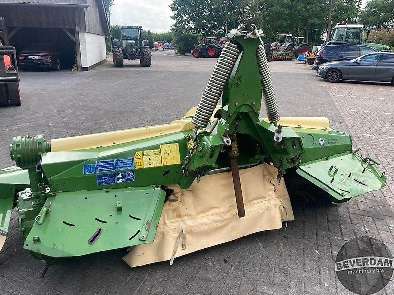 Krone Easy Cut B 1000 CV - EC F 320 CV - Žací stroj: obrázek 4 Krone Easy Cut B 1000 CV - EC F 320 CV - Žací stroj: obrázek 4