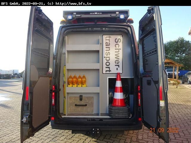 MAN TGE 3.180 4x2 F SB BF3 Begleitfahrzeug - Furgon: obrázek 3 MAN TGE 3.180 4x2 F SB BF3 Begleitfahrzeug - Furgon: obrázek 3