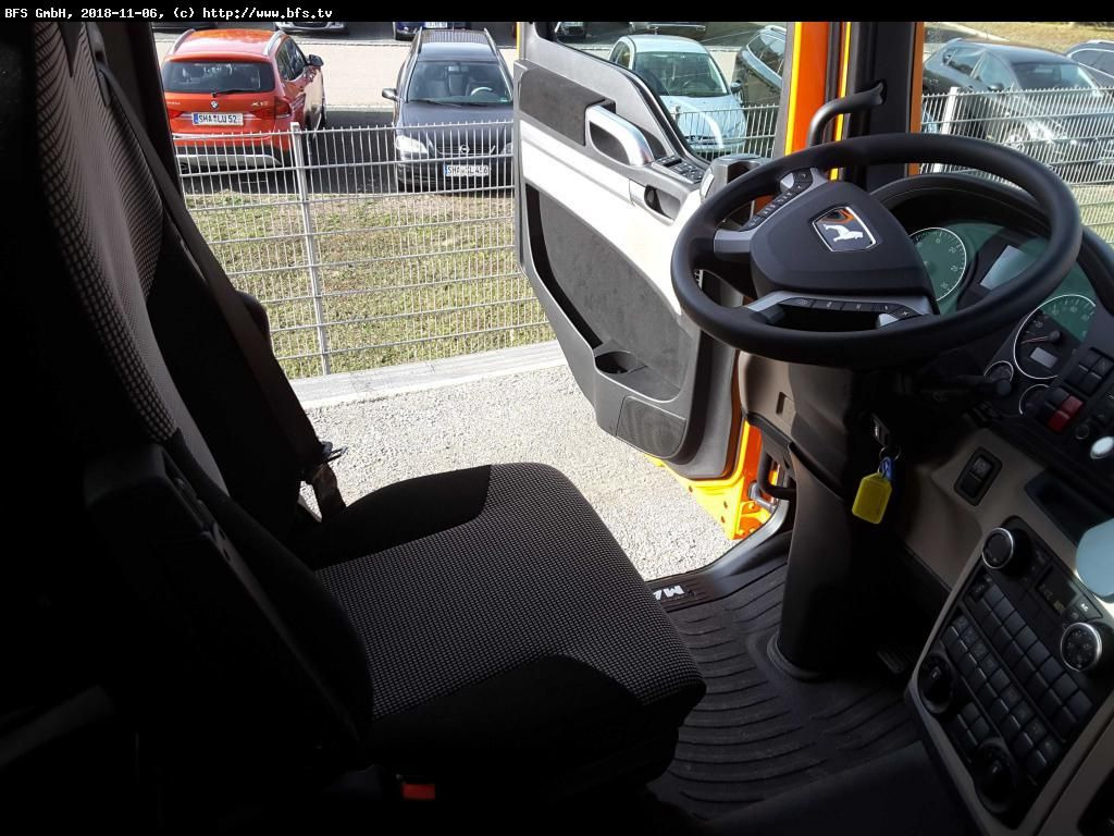 MAN TGS 28.500 6x4-4 BL 3-Seiten-Kipper, Bordmatik l - Sklápěč: obrázek 4 MAN TGS 28.500 6x4-4 BL 3-Seiten-Kipper, Bordmatik l - Sklápěč: obrázek 4