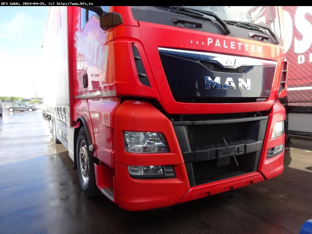 MAN TGX 26.440 6x2-2 LL lenk lift Achse Hub-Dach - Plachtový nákladní auto: obrázek 3 MAN TGX 26.440 6x2-2 LL lenk lift Achse Hub-Dach - Plachtový nákladní auto: obrázek 3