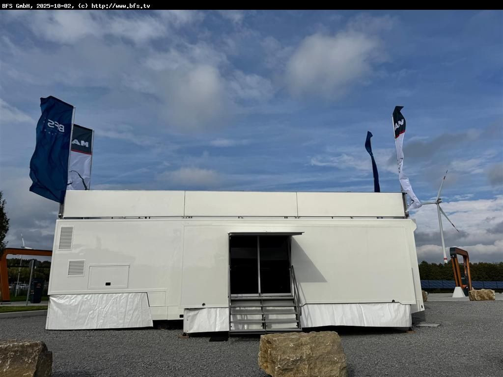 Rainbow LSDO 12-18 Lambo Show Messeauflieger T - Skříňový návěs: obrázek 4 Rainbow LSDO 12-18 Lambo Show Messeauflieger T - Skříňový návěs: obrázek 4