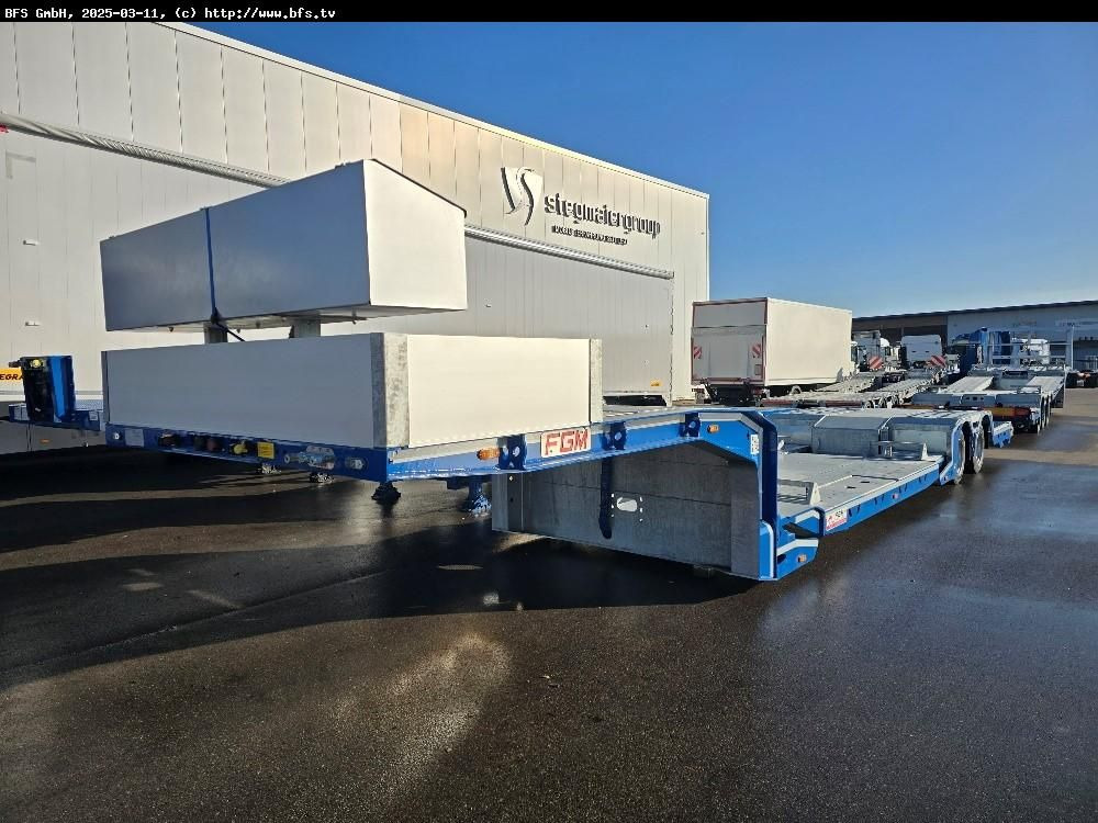 Semi Trailer 26 FGM 2-Achs Tieflader - Podvalníkový návěs: obrázek 2 Semi Trailer 26 FGM 2-Achs Tieflader - Podvalníkový návěs: obrázek 2