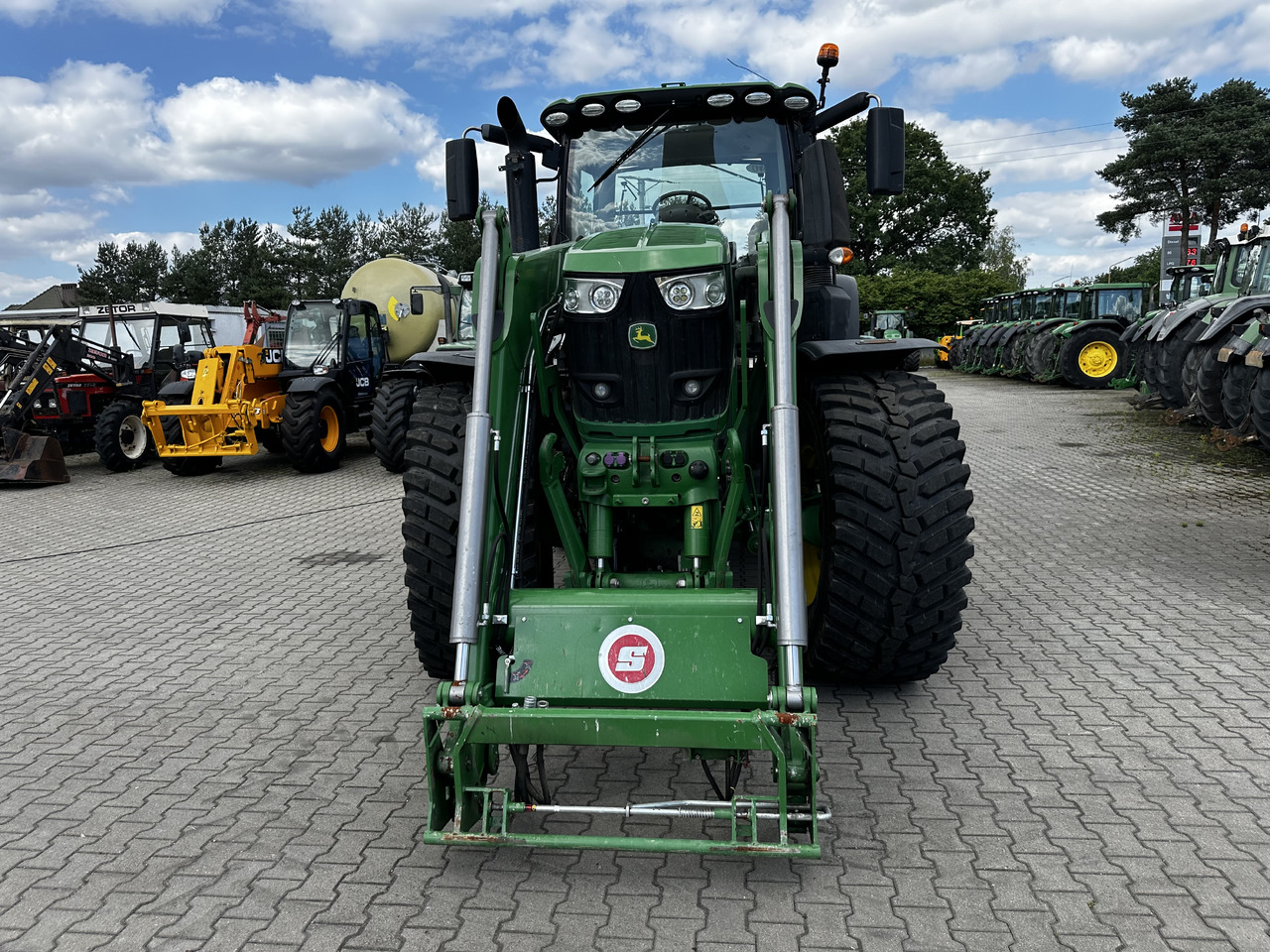 John Deere 6230R - Traktor: obrázek 2 John Deere 6230R - Traktor: obrázek 2
