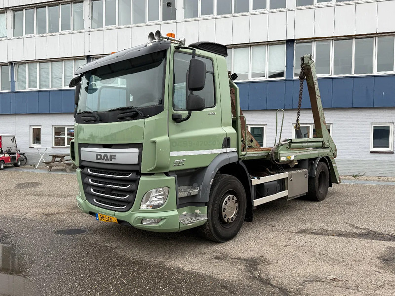 DAF CF 290 4X2 EURO 6 + MULTILIFT SKIPLOADER (HIAB) - Ramenový nosič kontajnerov: obrázek 2 DAF CF 290 4X2 EURO 6 + MULTILIFT SKIPLOADER (HIAB) - Ramenový nosič kontajnerov: obrázek 2