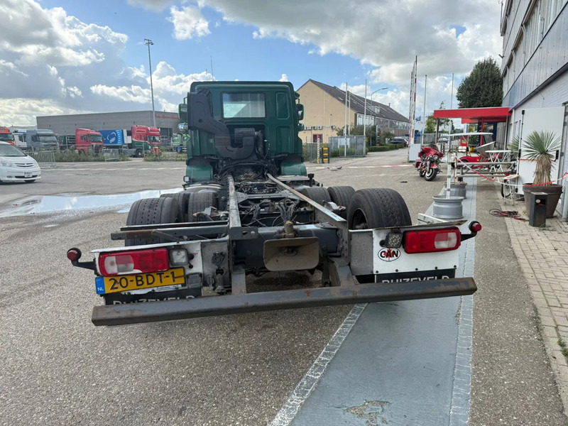DAF CF 400 6X2 EURO 6 - ONLY 689.209 KM + STEERING AXLE - Podvozek s kabinou: obrázek 4 DAF CF 400 6X2 EURO 6 - ONLY 689.209 KM + STEERING AXLE - Podvozek s kabinou: obrázek 4