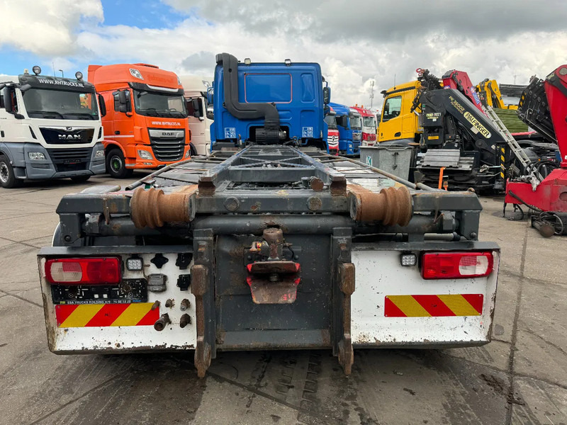 DAF CF 460 8X2 ONLY VISUAL DAMAGED // ENGINE IS RUNNING - Nákladní auto - kabelový systém: obrázek 5 DAF CF 460 8X2 ONLY VISUAL DAMAGED // ENGINE IS RUNNING - Nákladní auto - kabelový systém: obrázek 5