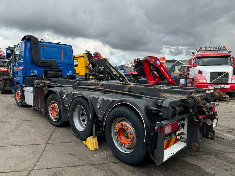 DAF CF 460 8X2 ONLY VISUAL DAMAGED // ENGINE IS RUNNING - Nákladní auto - kabelový systém: obrázek 4 DAF CF 460 8X2 ONLY VISUAL DAMAGED // ENGINE IS RUNNING - Nákladní auto - kabelový systém: obrázek 4