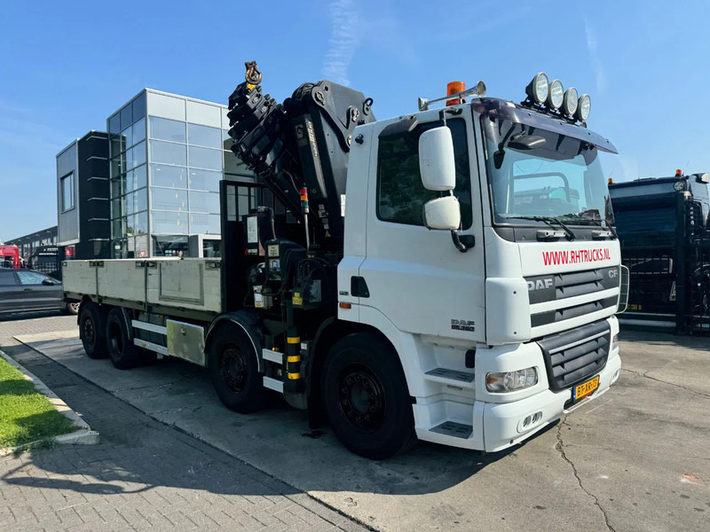 DAF CF 85.360 8x2 + HIAB 422E8 REMOTE CONTROLE - Nákladní automobil valníkový/ Plošinový, Auto s hydraulickou rukou: obrázek 4 DAF CF 85.360 8x2 + HIAB 422E8 REMOTE CONTROLE - Nákladní automobil valníkový/ Plošinový, Auto s hydraulickou rukou: obrázek 4