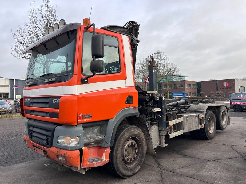 Auto s hydraulickou rukou DAF CF 85.380 6X2 + MKG 141 A2 CRANE + 20 TON HOOKLIFT - EURO 3 - MANUAL GEAR - 10 TYRES: obrázek 15