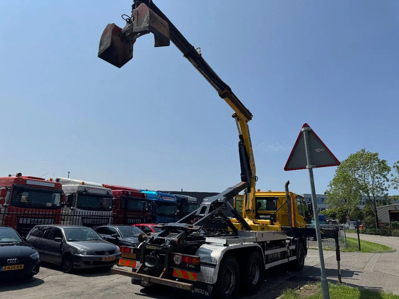 DAF CF 85.410 6X4 - EURO 5 + PALFINGER PK15500 + REM - Auto s hydraulickou rukou: obrázek 4 DAF CF 85.410 6X4 - EURO 5 + PALFINGER PK15500 + REM - Auto s hydraulickou rukou: obrázek 4