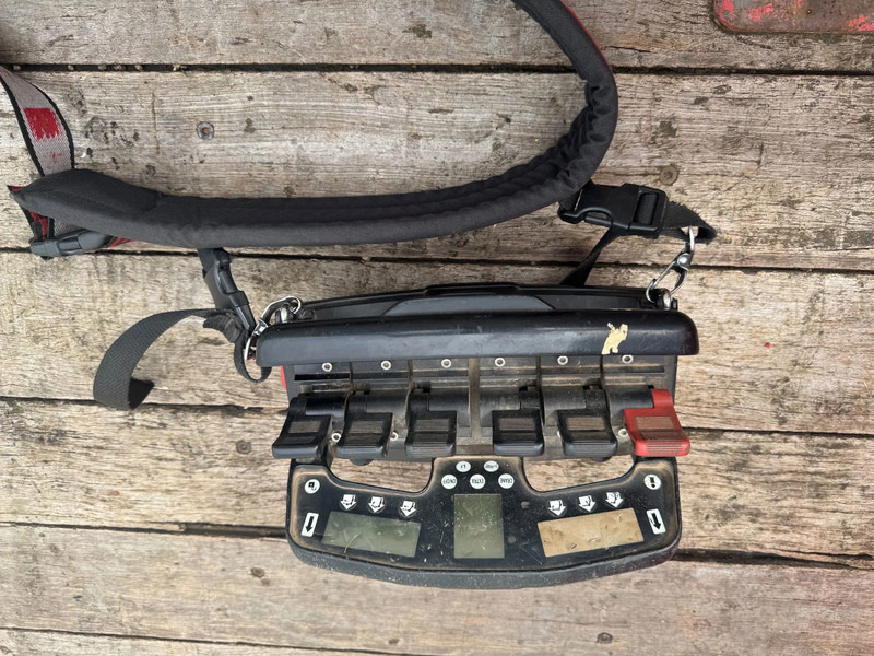 DAF CF 85.460 8X2 HIAB 477E-7 + JIB 75X + REMOTE CONTROL - Auto s hydraulickou rukou: obrázek 5 DAF CF 85.460 8X2 HIAB 477E-7 + JIB 75X + REMOTE CONTROL - Auto s hydraulickou rukou: obrázek 5