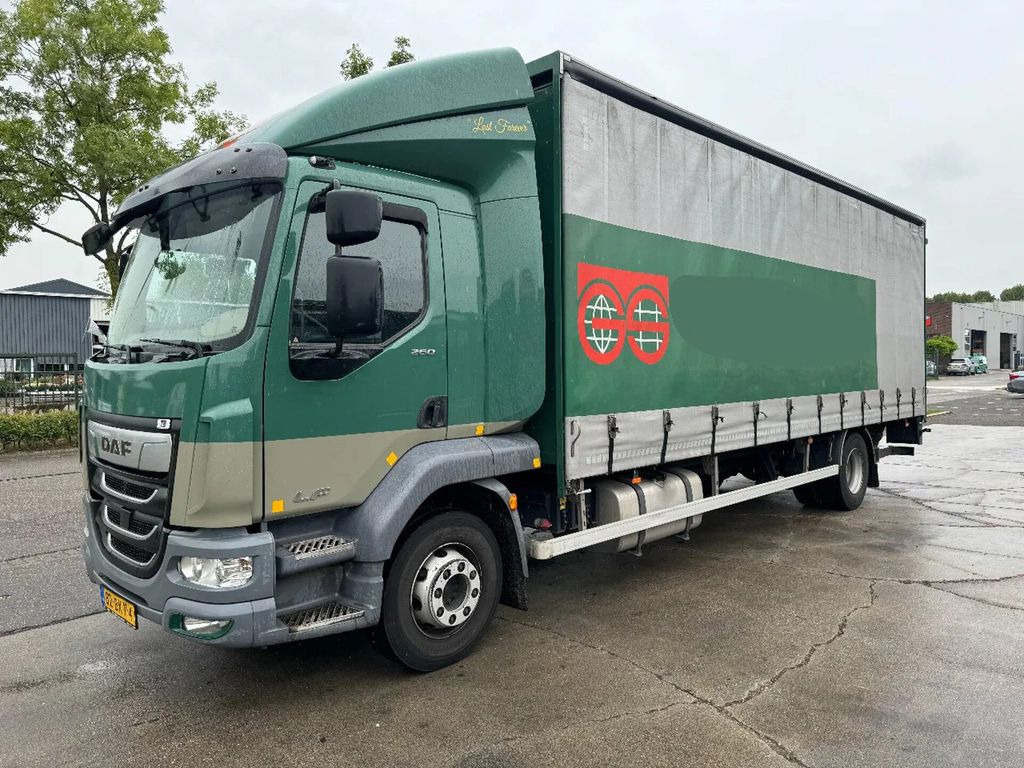 DAF LF 260 4X2 16T DHOLLANDIA LOAD LIFT + TÜV TILL 0 - Plachtový nákladní auto: obrázek 1 DAF LF 260 4X2 16T DHOLLANDIA LOAD LIFT + TÜV TILL 0 - Plachtový nákladní auto: obrázek 1