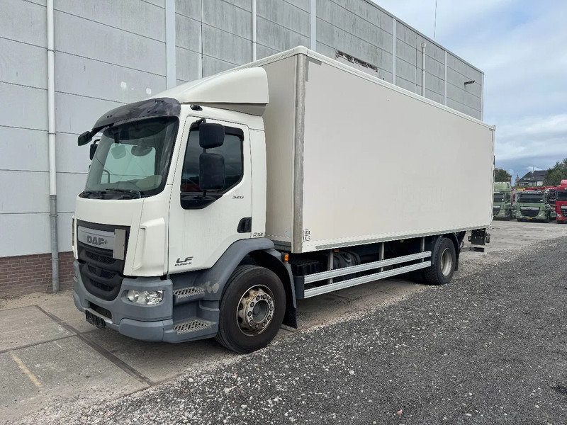 DAF LF 320 4X2 EURO 6 DHOLLANDIA LIFT BOX - Skříňový nákladní auto: obrázek 1 DAF LF 320 4X2 EURO 6 DHOLLANDIA LIFT BOX - Skříňový nákladní auto: obrázek 1