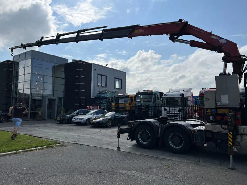 DAF XF 105.460 6X4 EURO 5 + HMF 4220 K6 + REMOTE CONTROL + RETARDER - Auto s hydraulickou rukou: obrázek 2 DAF XF 105.460 6X4 EURO 5 + HMF 4220 K6 + REMOTE CONTROL + RETARDER - Auto s hydraulickou rukou: obrázek 2