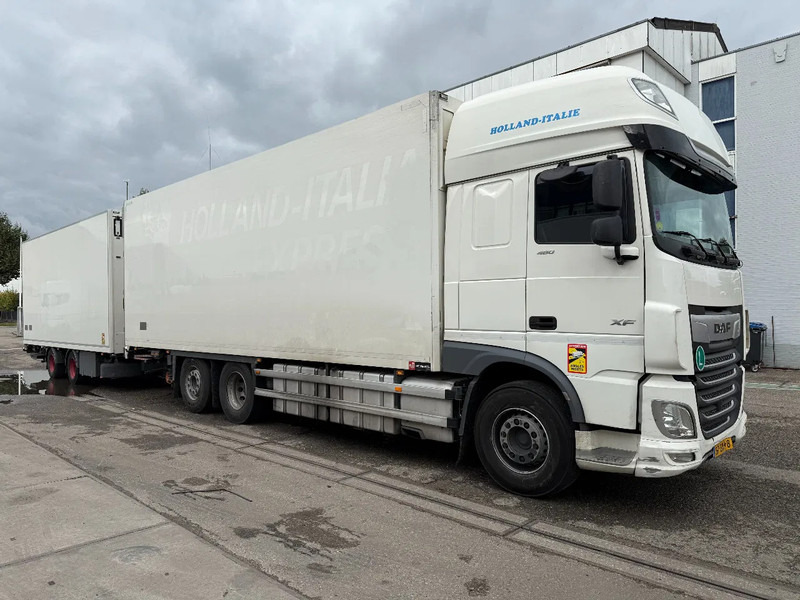 DAF XF 480 6X2 + 2 AXLE HANGER + TRS COOLING + DHOLLANDIA LIFT (2x) - Chladírenský nákladní automobil: obrázek 3 DAF XF 480 6X2 + 2 AXLE HANGER + TRS COOLING + DHOLLANDIA LIFT (2x) - Chladírenský nákladní automobil: obrázek 3