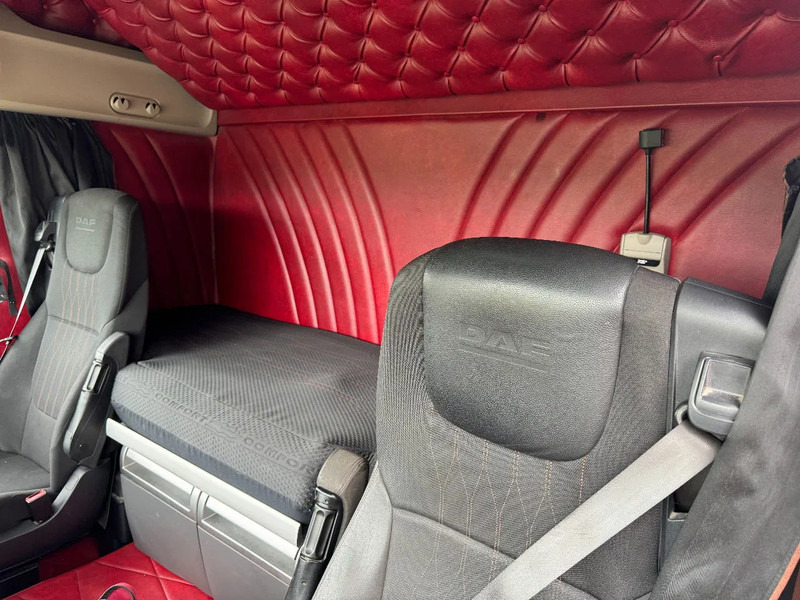 Plachtový nákladní auto DAF XF 480 6X2 EURO 6 2018 AUTOMATIC: obrázek 13