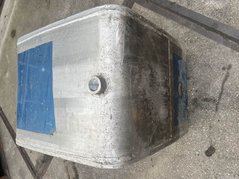 Diversen Hydrauliek tank l 70 b 45 h 62 - Hydraulika pro Nákladní auto: obrázek 1 Diversen Hydrauliek tank l 70 b 45 h 62 - Hydraulika pro Nákladní auto: obrázek 1