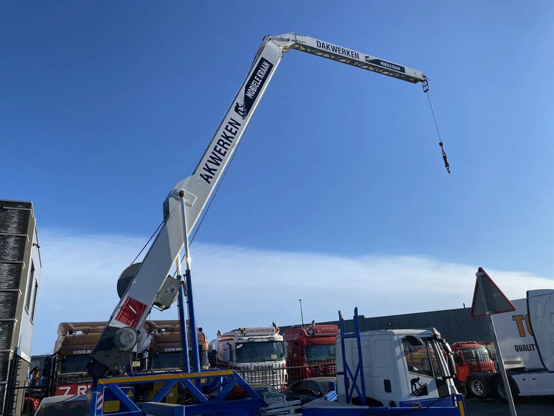 Iveco EuroCargo 90 E18 - EURO 5 + KLAAS ALU-KRAN 30 METER MET REMOTE - Auto s hydraulickou rukou: obrázek 3 Iveco EuroCargo 90 E18 - EURO 5 + KLAAS ALU-KRAN 30 METER MET REMOTE - Auto s hydraulickou rukou: obrázek 3