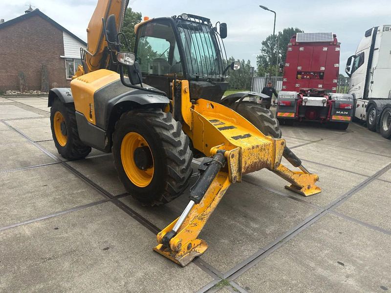 JCB 535V125 , 4087 HOURS,CE, 12,5 M LIFT HEIGHT, 3500 KG, AUXIARY HYDRAULIC PLUMBING - Teleskopický manipulátor: obrázek 5 JCB 535V125 , 4087 HOURS,CE, 12,5 M LIFT HEIGHT, 3500 KG, AUXIARY HYDRAULIC PLUMBING - Teleskopický manipulátor: obrázek 5