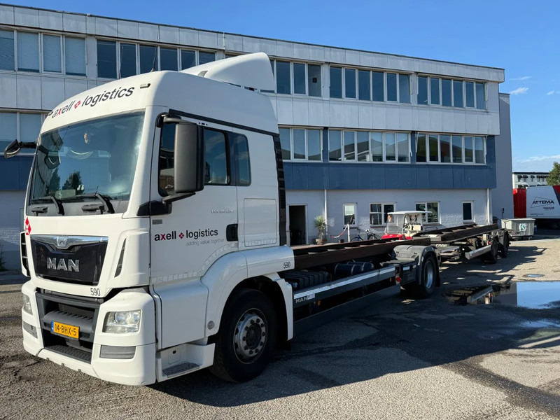 MAN TGS 18.420 EURO 6 + KRONE 2 AXLE + 2x DHOLLANDIA LIFT - Kontejnérový podvozek/ Výměnná nástavba: obrázek 1 MAN TGS 18.420 EURO 6 + KRONE 2 AXLE + 2x DHOLLANDIA LIFT - Kontejnérový podvozek/ Výměnná nástavba: obrázek 1