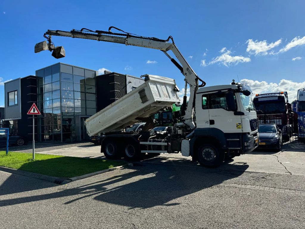 MAN TGS 26.400 6X4 HIAB 166D + REMOTE CONTROL + 2 WA - Sklápěč, Auto s hydraulickou rukou: obrázek 4 MAN TGS 26.400 6X4 HIAB 166D + REMOTE CONTROL + 2 WA - Sklápěč, Auto s hydraulickou rukou: obrázek 4