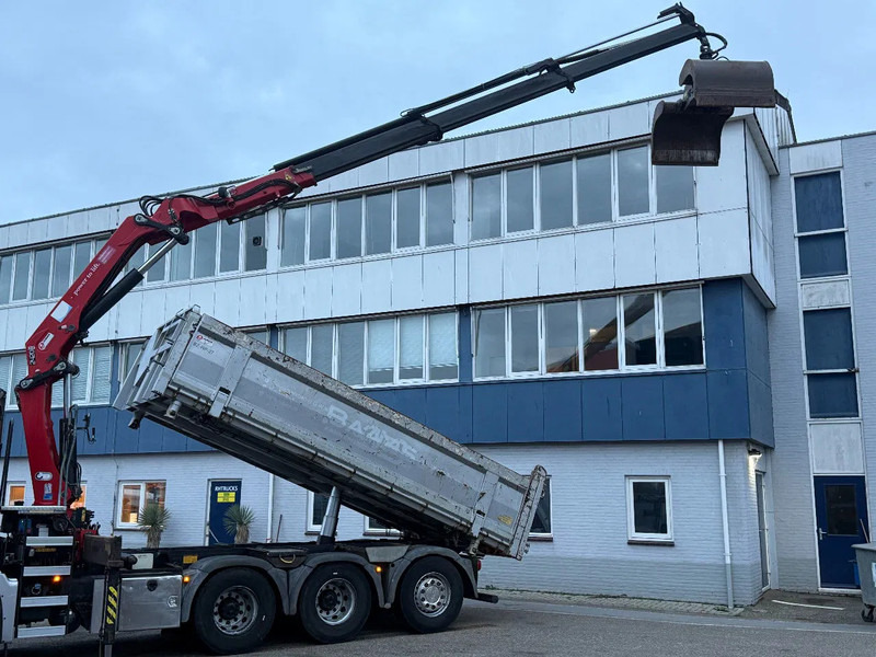 MAN TGS 35.480 8X4 + HMF 2420-K3 REMOTE + TIPPER - Auto s hydraulickou rukou: obrázek 3 MAN TGS 35.480 8X4 + HMF 2420-K3 REMOTE + TIPPER - Auto s hydraulickou rukou: obrázek 3