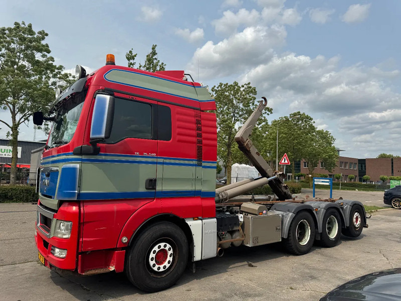 MAN TGX 35.540 - 8X4 - EURO 5 + AJK HOOK + LIFT/STEERING AXLE - Hákový nosič kontejnerů: obrázek 1 MAN TGX 35.540 - 8X4 - EURO 5 + AJK HOOK + LIFT/STEERING AXLE - Hákový nosič kontejnerů: obrázek 1