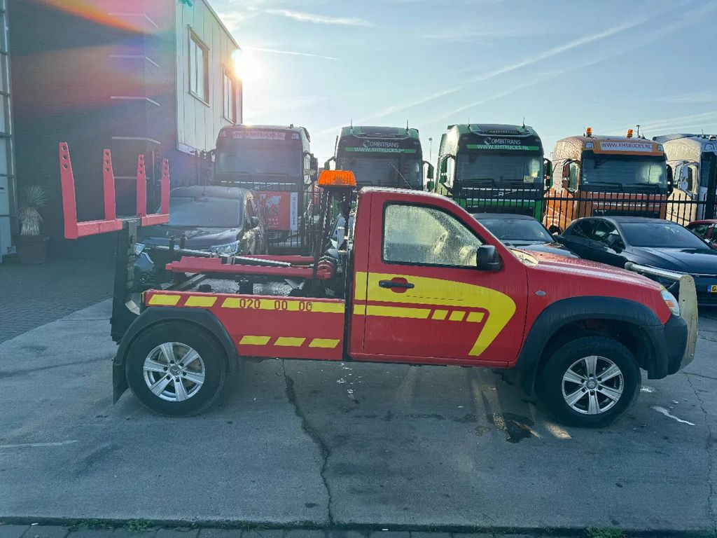 Mazda BT-50 4X4 + TOW TRUCK + DOUBLE WINCH + REMOTE - Odtahovka: obrázek 4 Mazda BT-50 4X4 + TOW TRUCK + DOUBLE WINCH + REMOTE - Odtahovka: obrázek 4