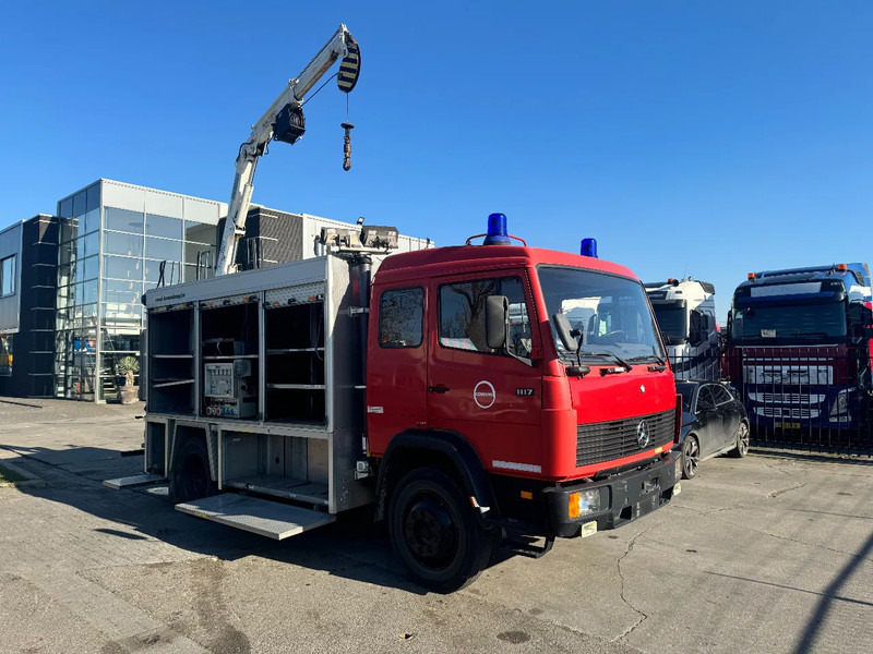 Mercedes-Benz 1117 4X2 FIRE TRUCK HIAB 050A ONLY 105787 KM - Hasičský vůz: obrázek 2 Mercedes-Benz 1117 4X2 FIRE TRUCK HIAB 050A ONLY 105787 KM - Hasičský vůz: obrázek 2
