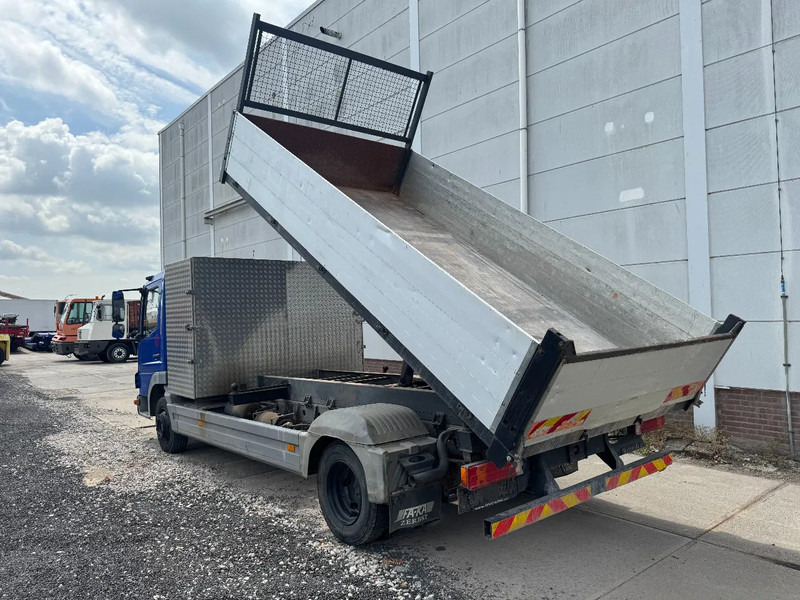Mercedes-Benz Atego 815 4X2 3 WAY KIPPER FULL STEEL MANUAL GEAR - Sklápěč: obrázek 5 Mercedes-Benz Atego 815 4X2 3 WAY KIPPER FULL STEEL MANUAL GEAR - Sklápěč: obrázek 5