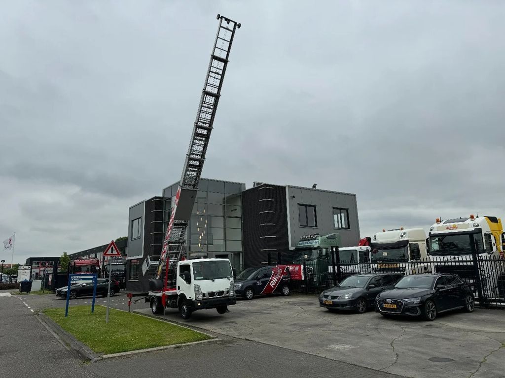Autoplošina Nissan 3X UNIT CABSTAR 35.13 EURO 6 + LIFT 25 METER + R: obrázek 14