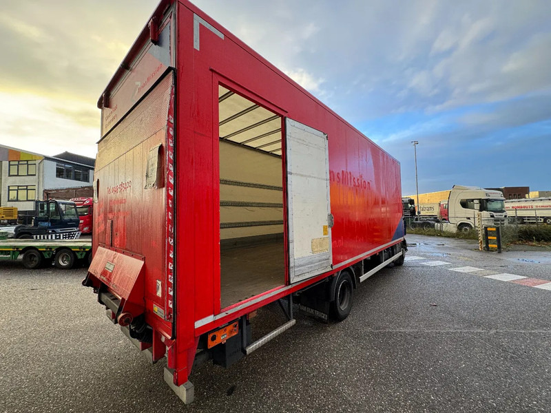 Renault D 14 4X2 EURO 6 3 SEATS TÜV TILL 10-2026 - Skříňový nákladní auto: obrázek 5 Renault D 14 4X2 EURO 6 3 SEATS TÜV TILL 10-2026 - Skříňový nákladní auto: obrázek 5