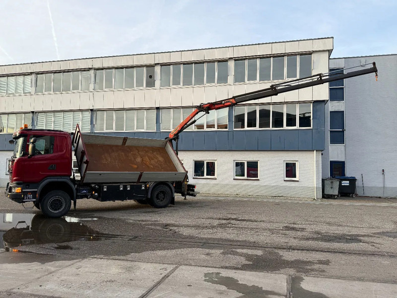 Scania G370 4X4 EURO 6 + 3-SIDE TIPPER + PALFINGER PK9002 + REMOTE - Auto s hydraulickou rukou: obrázek 3 Scania G370 4X4 EURO 6 + 3-SIDE TIPPER + PALFINGER PK9002 + REMOTE - Auto s hydraulickou rukou: obrázek 3