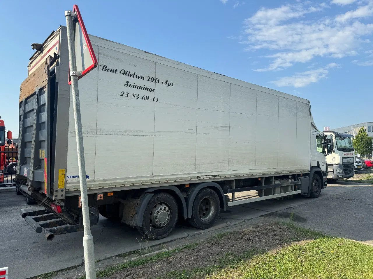 Scania P280 6X2 SCHMITZ BOX + ZEPRO 2000KG LIFT EURO 6 - Skříňový nákladní auto: obrázek 5 Scania P280 6X2 SCHMITZ BOX + ZEPRO 2000KG LIFT EURO 6 - Skříňový nákladní auto: obrázek 5