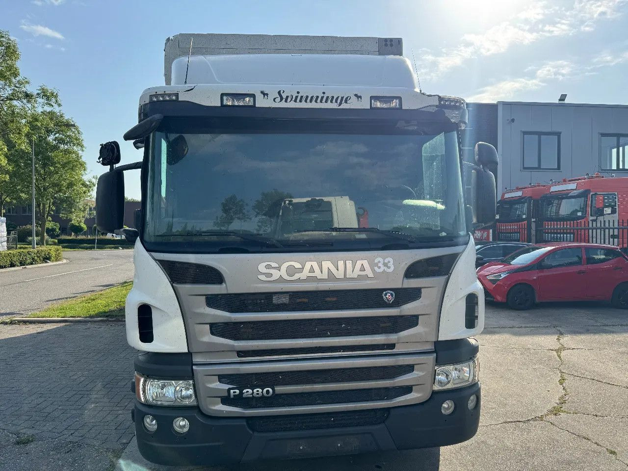 Scania P280 6X2 SCHMITZ BOX + ZEPRO 2000KG LIFT EURO 6 - Skříňový nákladní auto: obrázek 2 Scania P280 6X2 SCHMITZ BOX + ZEPRO 2000KG LIFT EURO 6 - Skříňový nákladní auto: obrázek 2
