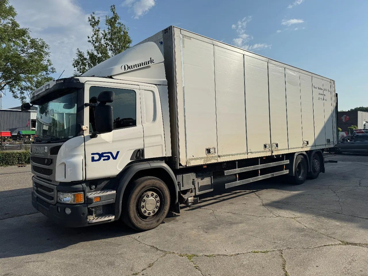 Scania P280 6X2 SCHMITZ BOX + ZEPRO 2000KG LIFT EURO 6 - Skříňový nákladní auto: obrázek 1 Scania P280 6X2 SCHMITZ BOX + ZEPRO 2000KG LIFT EURO 6 - Skříňový nákladní auto: obrázek 1
