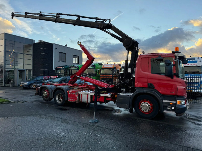 Scania P320 6X2 - EURO 6 + HIAB XS 144 HIPRO + REMOTE + HIAB HOOK + RETARDER - Auto s hydraulickou rukou: obrázek 1 Scania P320 6X2 - EURO 6 + HIAB XS 144 HIPRO + REMOTE + HIAB HOOK + RETARDER - Auto s hydraulickou rukou: obrázek 1