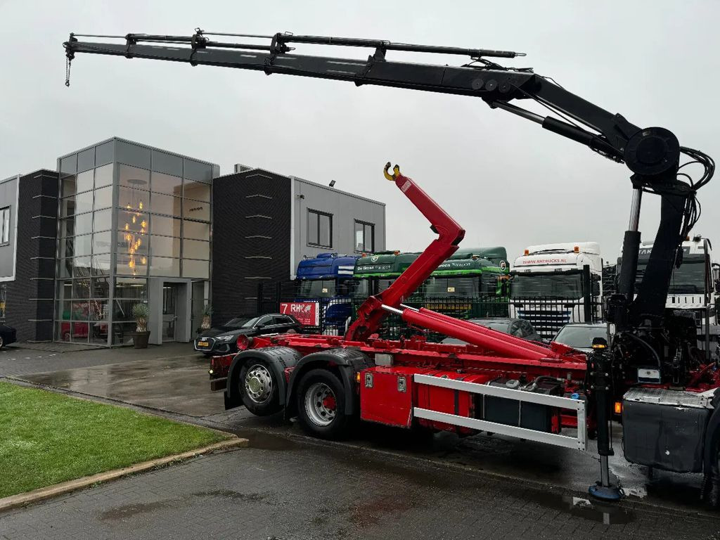 Scania P320 6X2 HIAB 20T + HIAB 144 E4 - Hákový nosič kontejnerů, Auto s hydraulickou rukou: obrázek 3 Scania P320 6X2 HIAB 20T + HIAB 144 E4 - Hákový nosič kontejnerů, Auto s hydraulickou rukou: obrázek 3