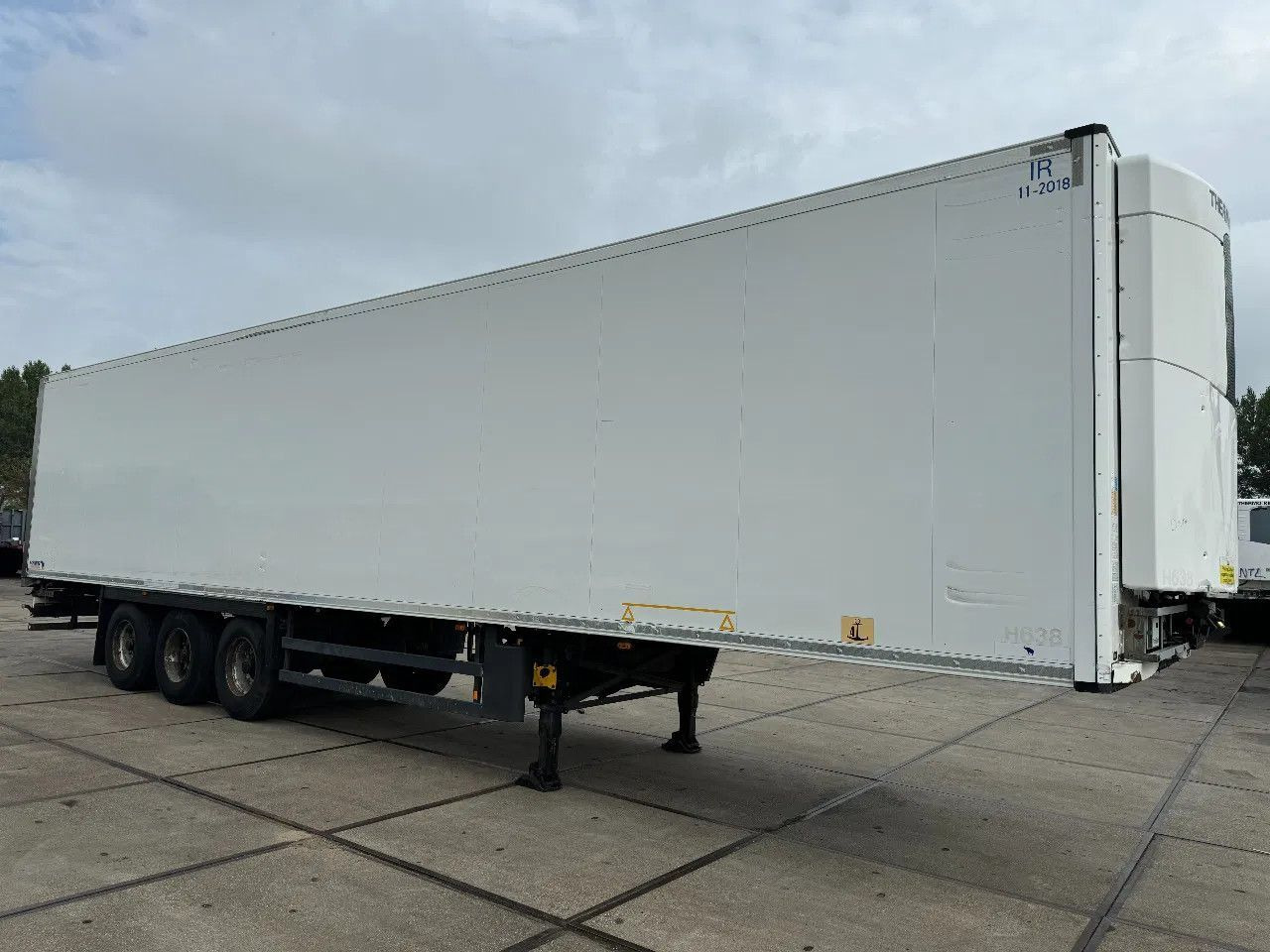 Schmitz Cargobull THERMO KING SLXE200 BPW AXLE Schmitz Cargobull THERMO KING SLXE200 BPW AXLE - Chladírenský návěs: obrázek 4 Schmitz Cargobull THERMO KING SLXE200 BPW AXLE Schmitz Cargobull THERMO KING SLXE200 BPW AXLE - Chladírenský návěs: obrázek 4