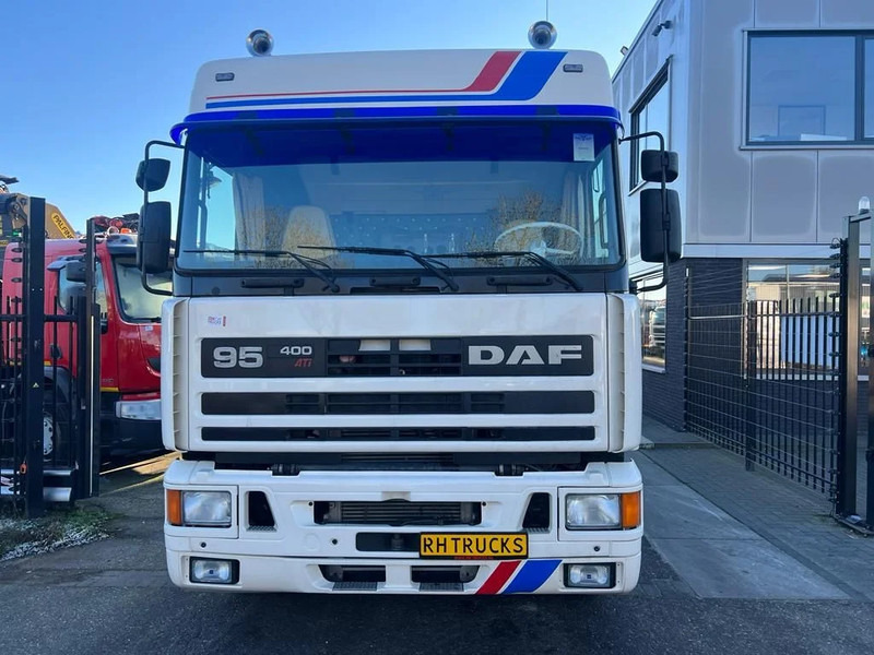 DAF 95.400 4X2 RESTORED/RESTAURIERT/GERESTAUREERD - Tahač: obrázek 2 DAF 95.400 4X2 RESTORED/RESTAURIERT/GERESTAUREERD - Tahač: obrázek 2