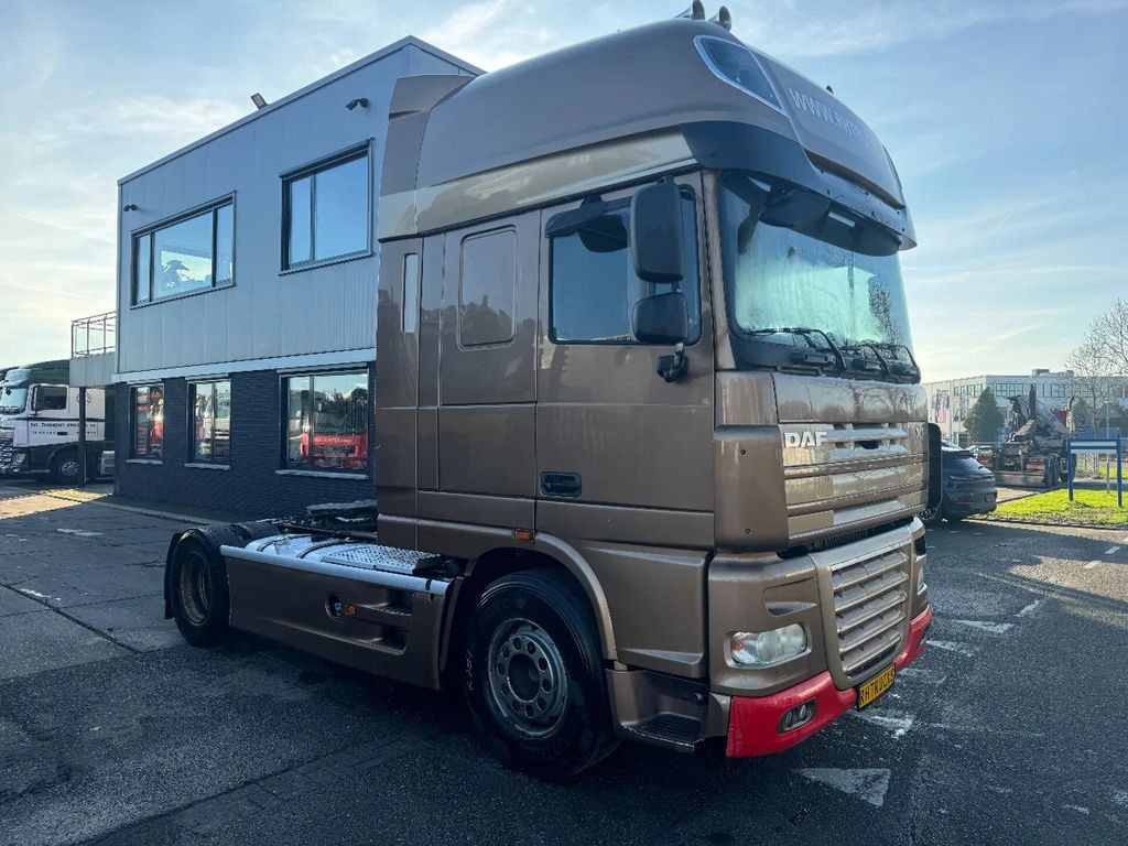 DAF XF 105.410 4X2 - EURO 5 + MANUAL GEAR - Tahač: obrázek 3 DAF XF 105.410 4X2 - EURO 5 + MANUAL GEAR - Tahač: obrázek 3