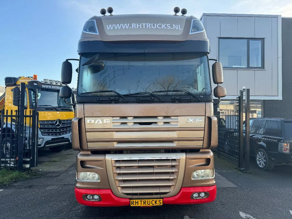 DAF XF 105.410 4X2 - EURO 5 + MANUAL GEAR - Tahač: obrázek 2 DAF XF 105.410 4X2 - EURO 5 + MANUAL GEAR - Tahač: obrázek 2