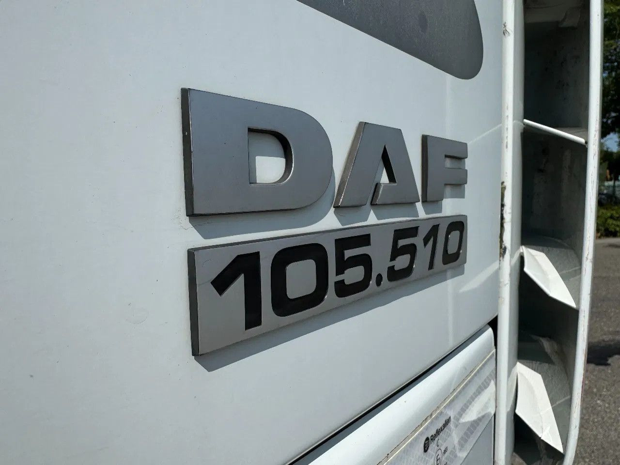 DAF XF 105.510 4X2 SKIRTS ADR RETARDER STANDKLIMA - Tahač: obrázek 5 DAF XF 105.510 4X2 SKIRTS ADR RETARDER STANDKLIMA - Tahač: obrázek 5