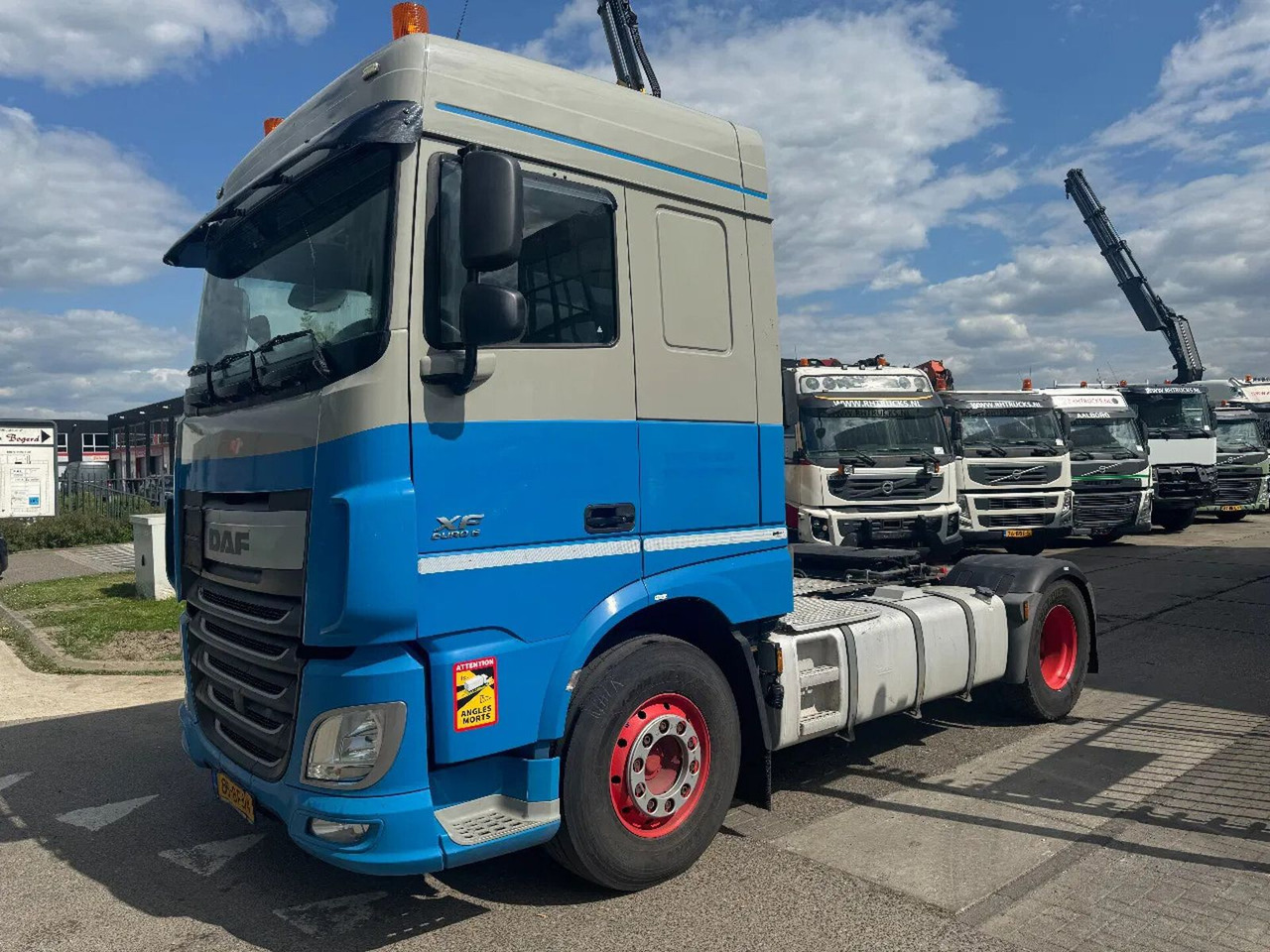 DAF XF 460 4X2 EURO 6 ADR TRS SYSTEM - Tahač: obrázek 1 DAF XF 460 4X2 EURO 6 ADR TRS SYSTEM - Tahač: obrázek 1