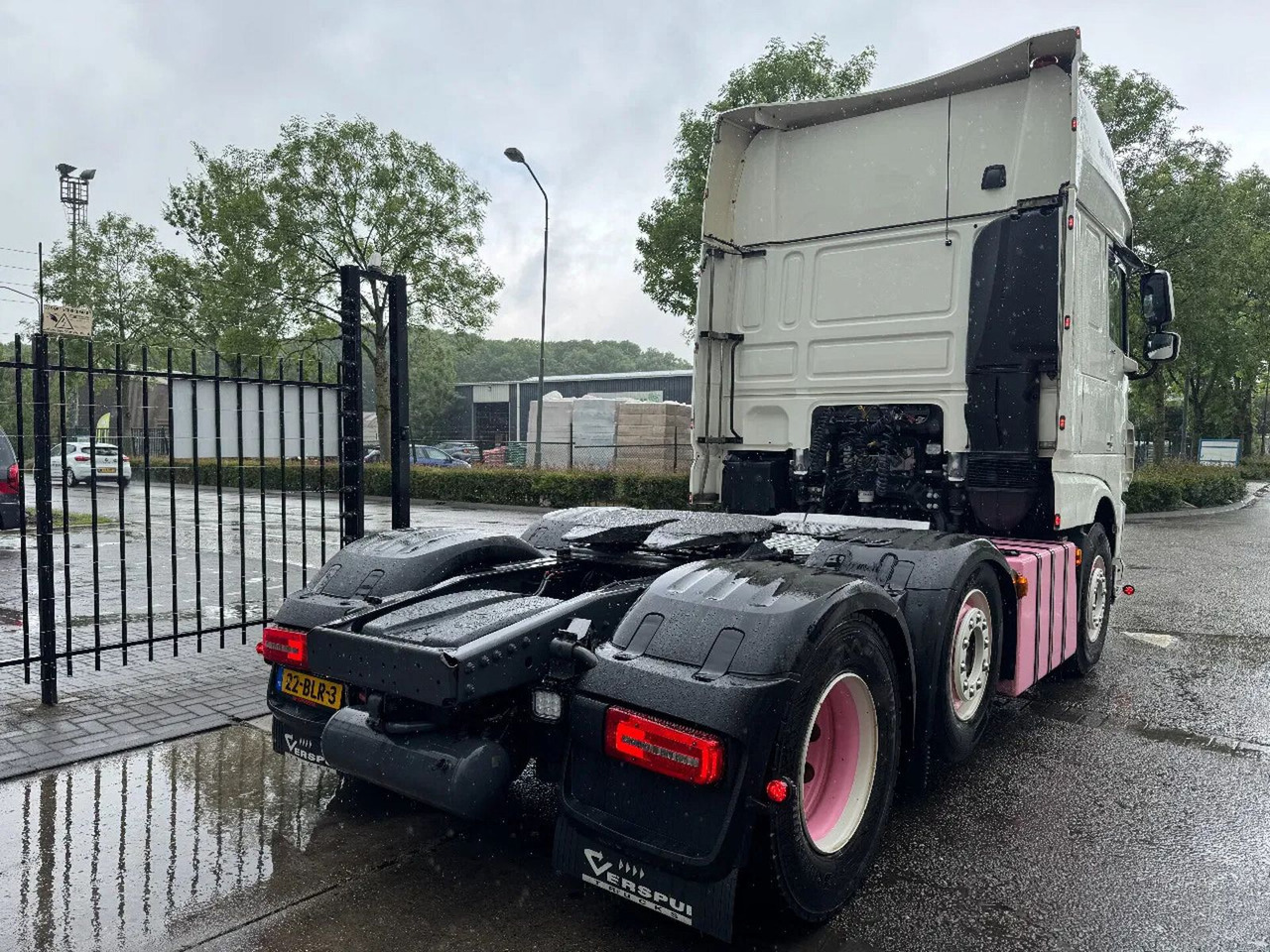 DAF XF 480 6X2 - EURO 6 + LIFT/STEERING AXLE + RETAR - Tahač: obrázek 5 DAF XF 480 6X2 - EURO 6 + LIFT/STEERING AXLE + RETAR - Tahač: obrázek 5