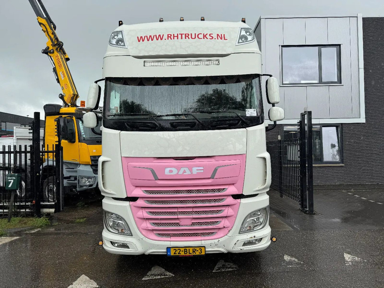 DAF XF 480 6X2 - EURO 6 + LIFT/STEERING AXLE + RETAR - Tahač: obrázek 2 DAF XF 480 6X2 - EURO 6 + LIFT/STEERING AXLE + RETAR - Tahač: obrázek 2