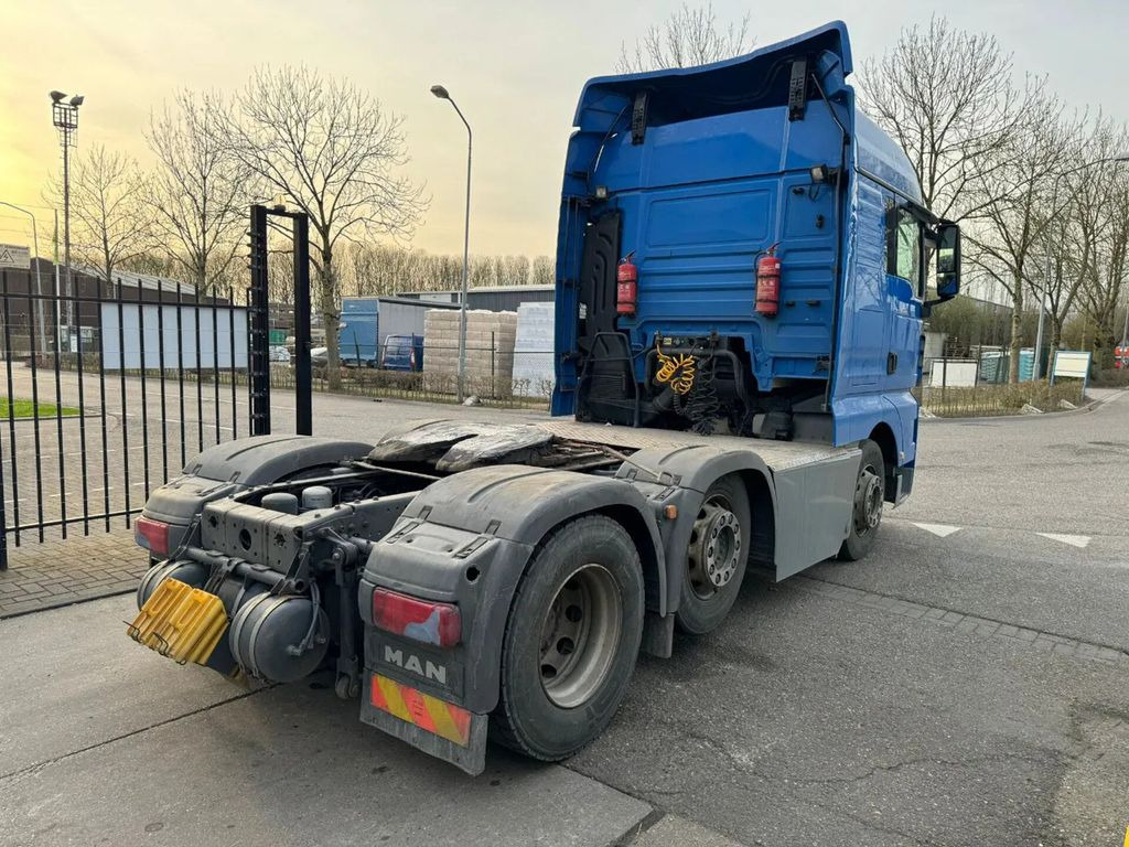 MAN TGX 26.460 6X2 EURO 6 - Tahač: obrázek 4 MAN TGX 26.460 6X2 EURO 6 - Tahač: obrázek 4