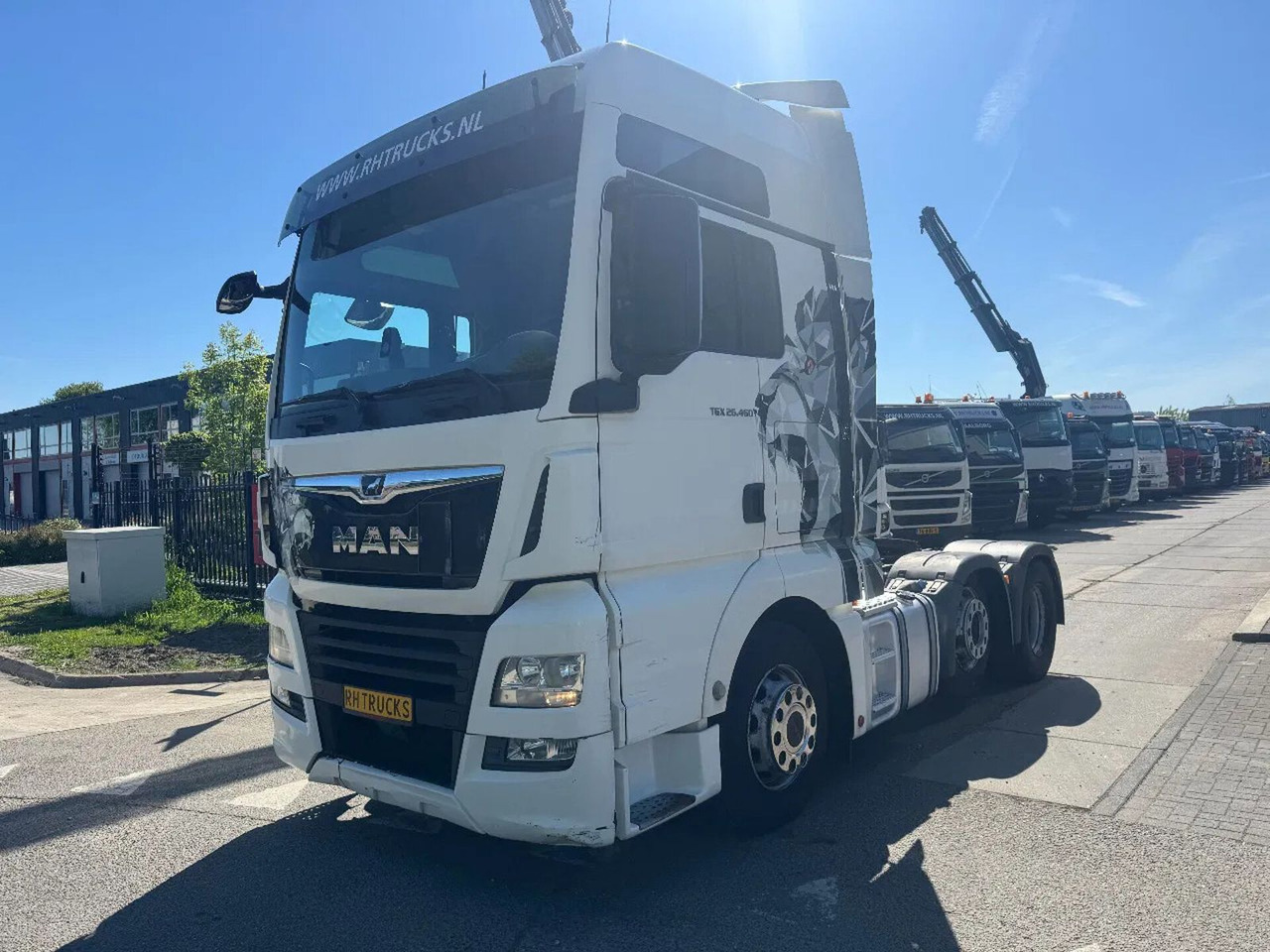 MAN TGX 26.460 6X2 EURO 6 + RETARDER - ONLY 643.422 - Tahač: obrázek 2 MAN TGX 26.460 6X2 EURO 6 + RETARDER - ONLY 643.422 - Tahač: obrázek 2