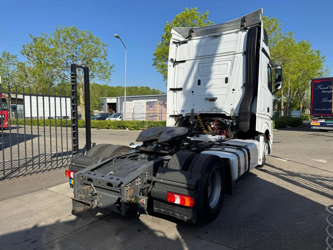 Mercedes-Benz Actros 1842 4X2 - EURO 6 + HEFSCHOTEL + ROCKINGE - Tahač: obrázek 5 Mercedes-Benz Actros 1842 4X2 - EURO 6 + HEFSCHOTEL + ROCKINGE - Tahač: obrázek 5